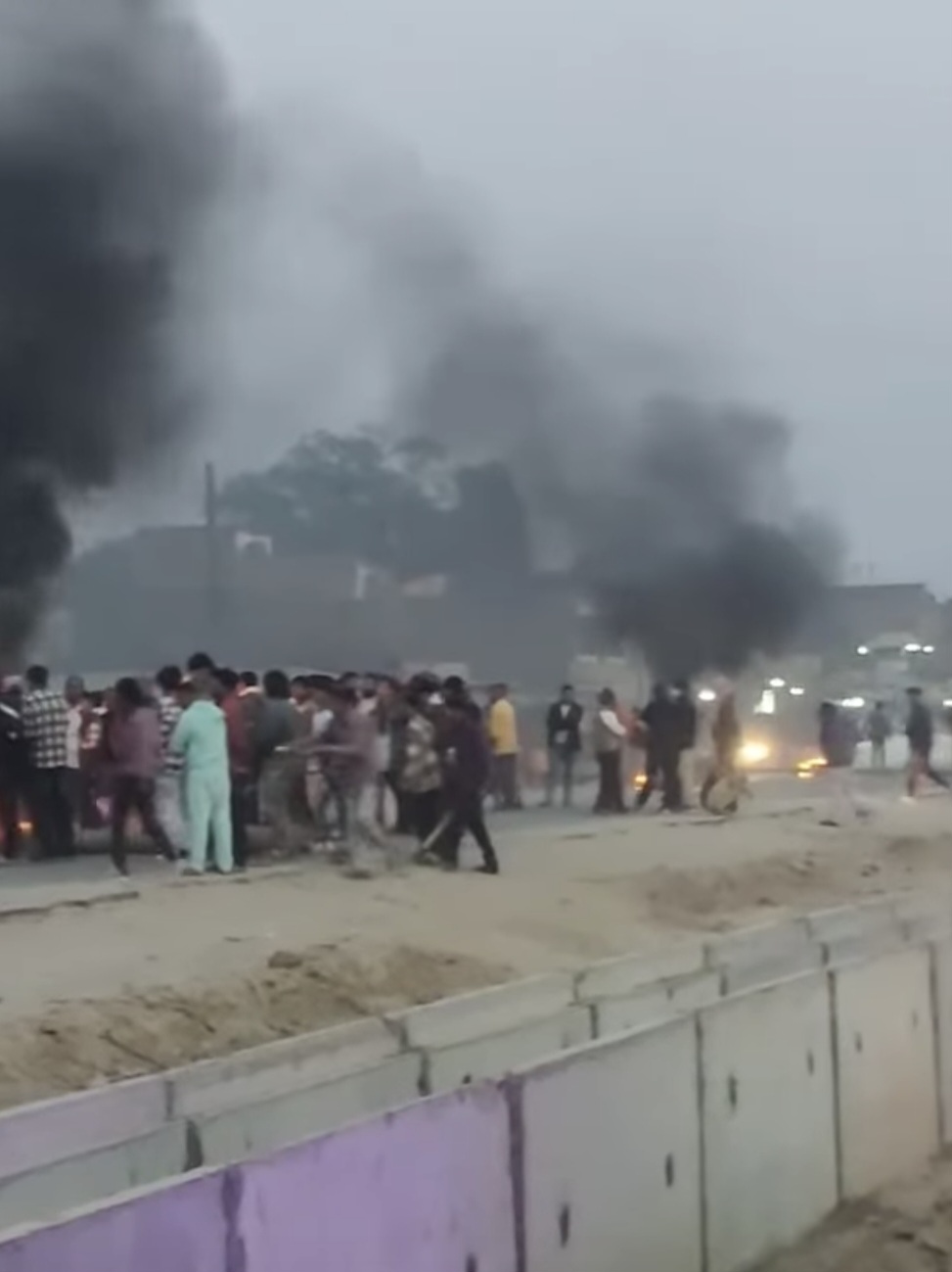 लाहान प्रादेशिक अस्पतालबाट पोष्टमार्टमका लागि राखिएको शव बेपत्ता, परिवारद्वारा सडक अवरुद्ध